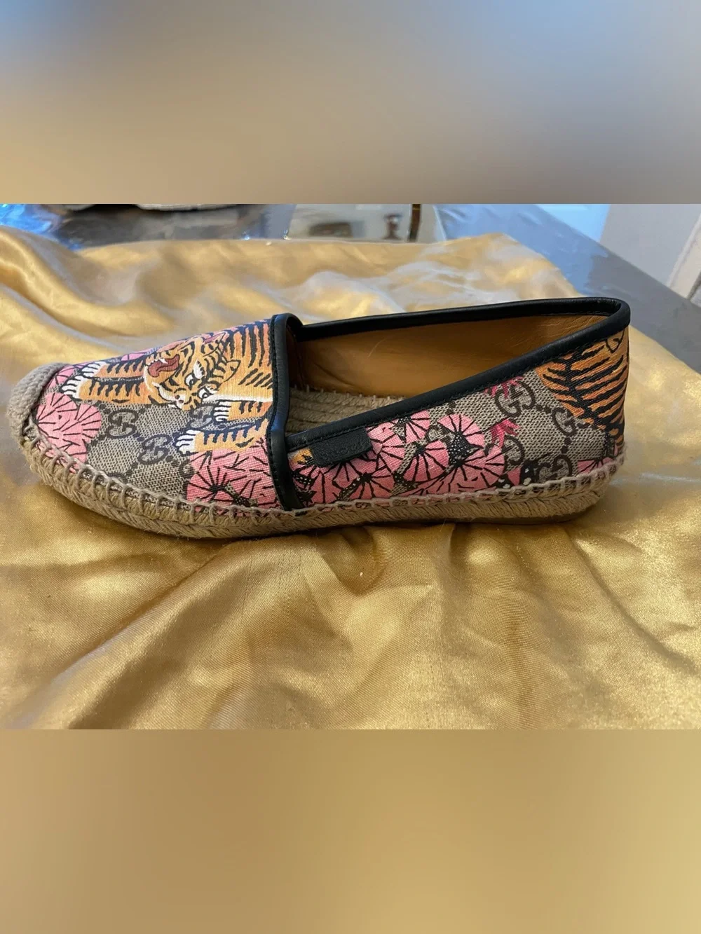 Gucci Beige GG Canvas Espadrilles with Pink & Orange Tiger Motif